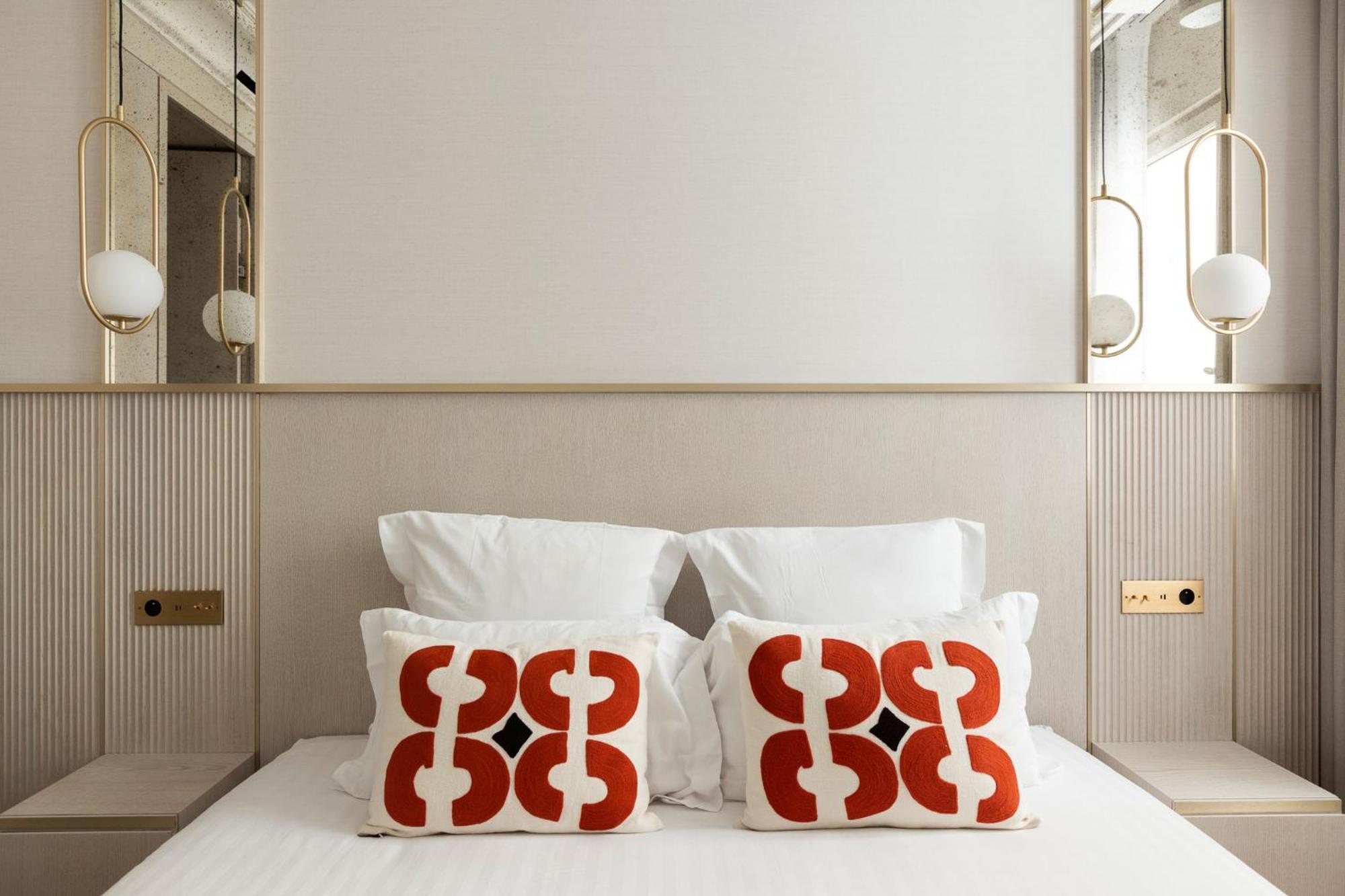 Highstay - Luxury Serviced Apartments - North Marais 2 Париж Экстерьер фото