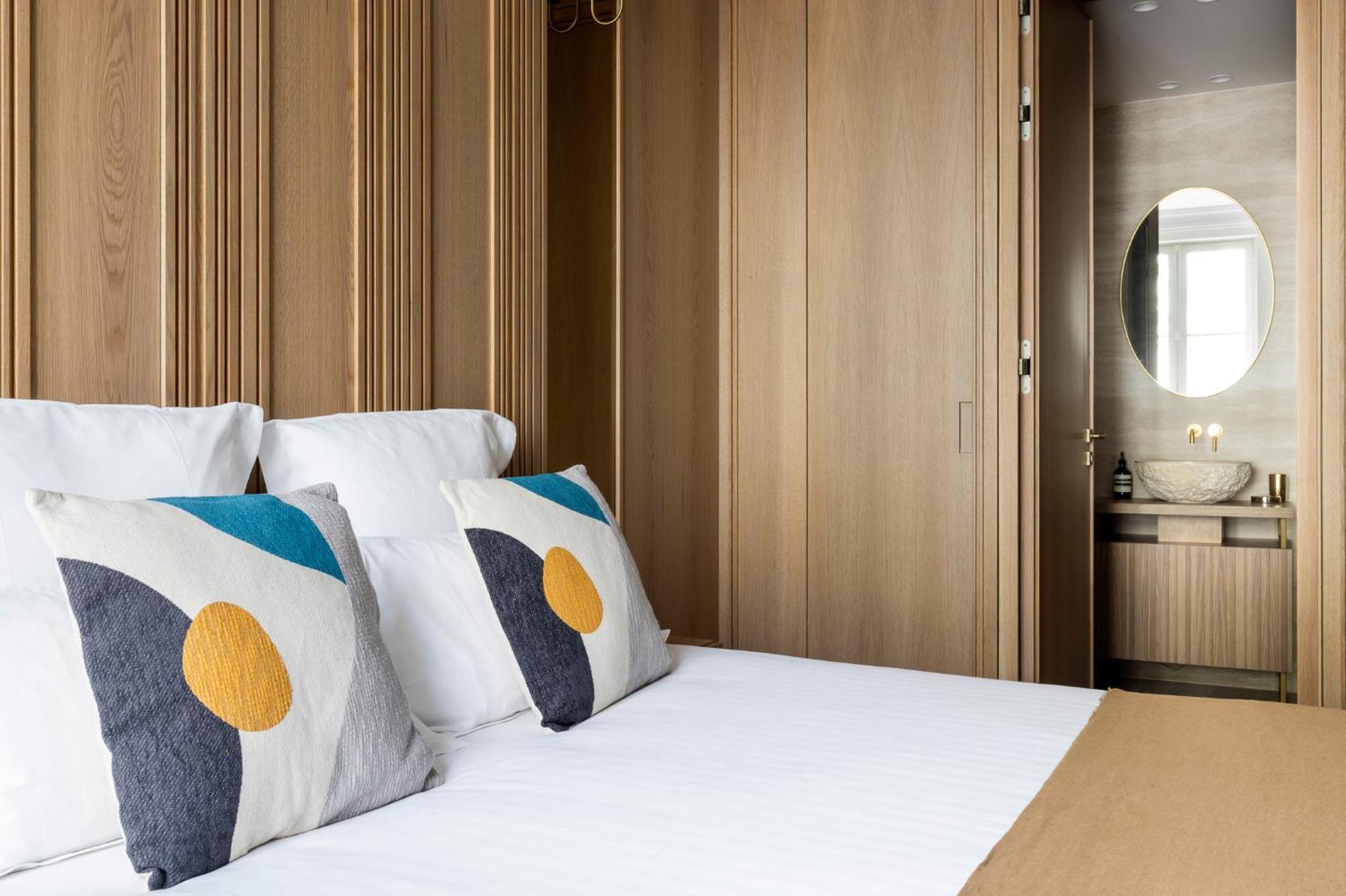 Highstay - Luxury Serviced Apartments - North Marais 2 Париж Экстерьер фото