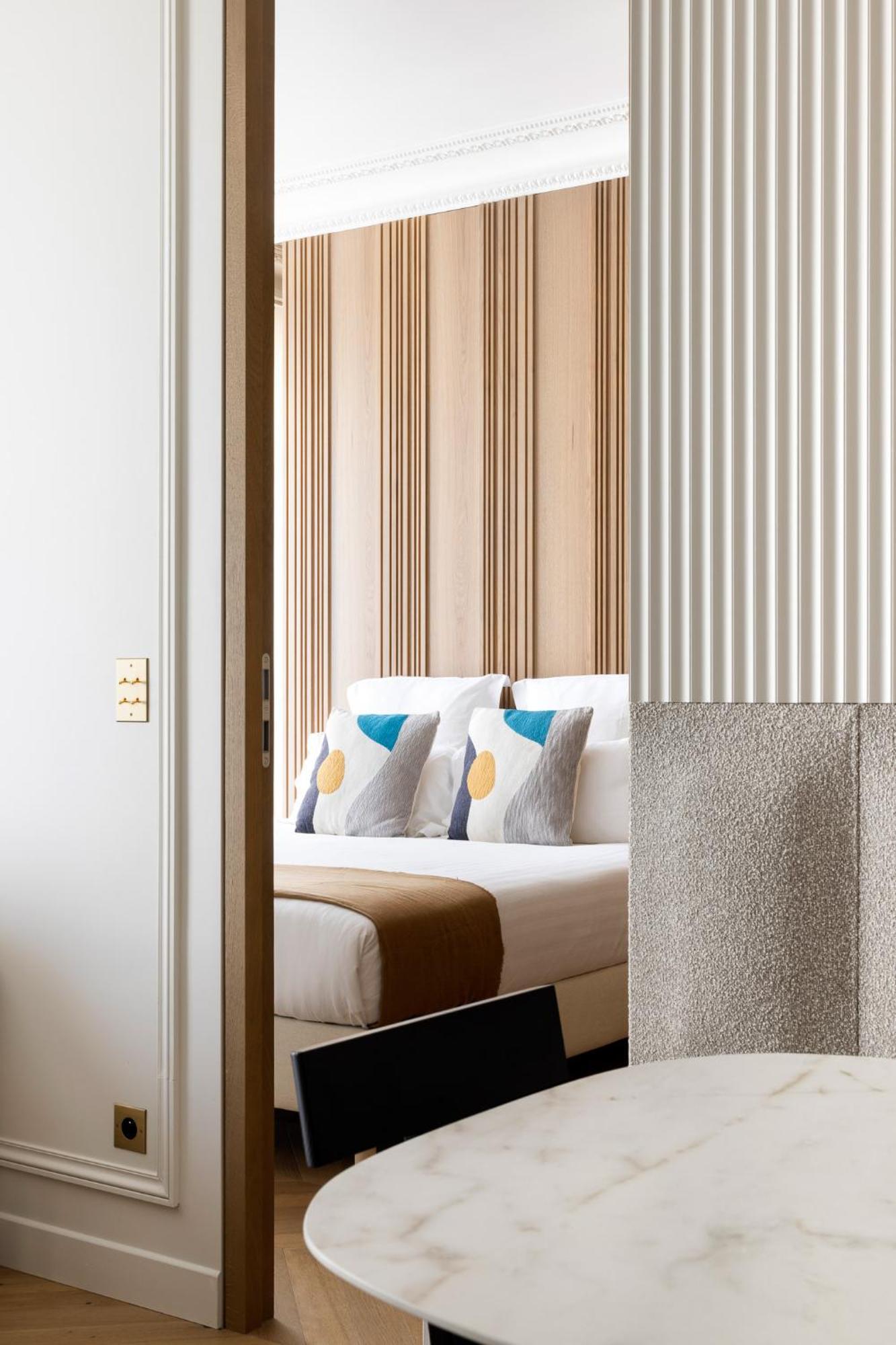 Highstay - Luxury Serviced Apartments - North Marais 2 Париж Экстерьер фото
